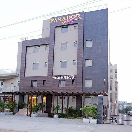 Hotel Parador Agra Agra  Exteriör bild