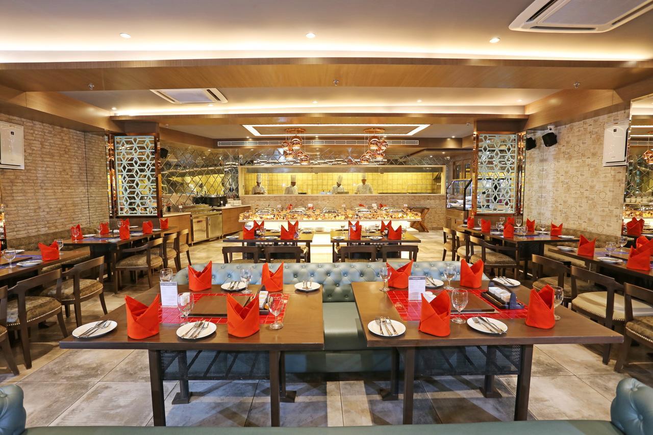 Hotel Parador Agra Agra  Exteriör bild