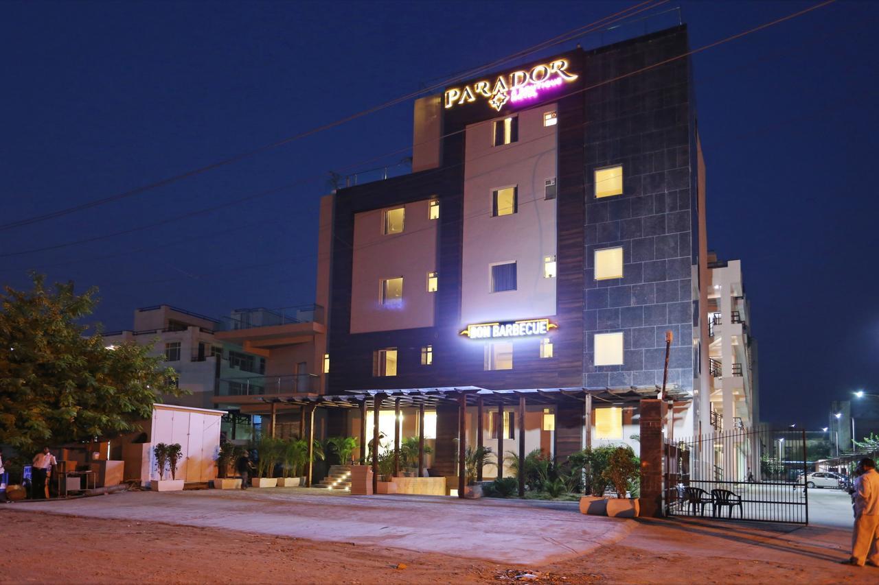 Hotel Parador Agra Agra  Exteriör bild